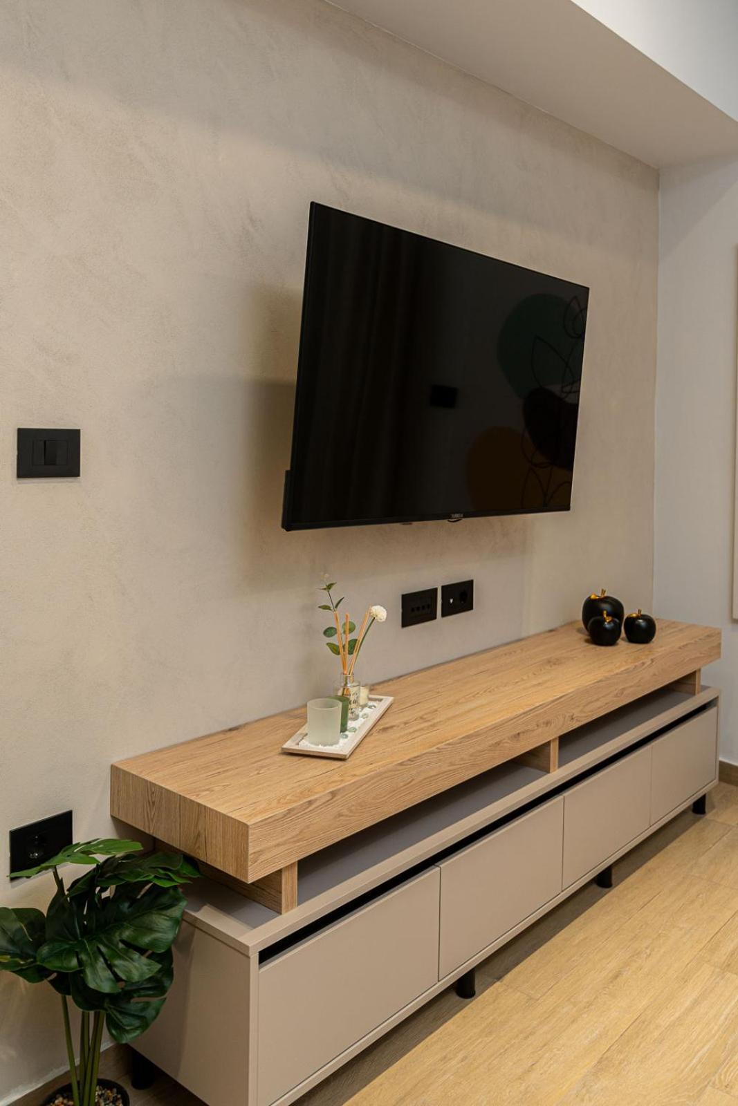 Modern 3 Bedroom Luxury Apartment Soluň Exteriér fotografie