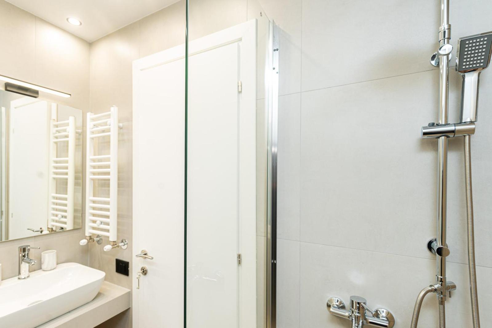 Modern 3 Bedroom Luxury Apartment Soluň Exteriér fotografie