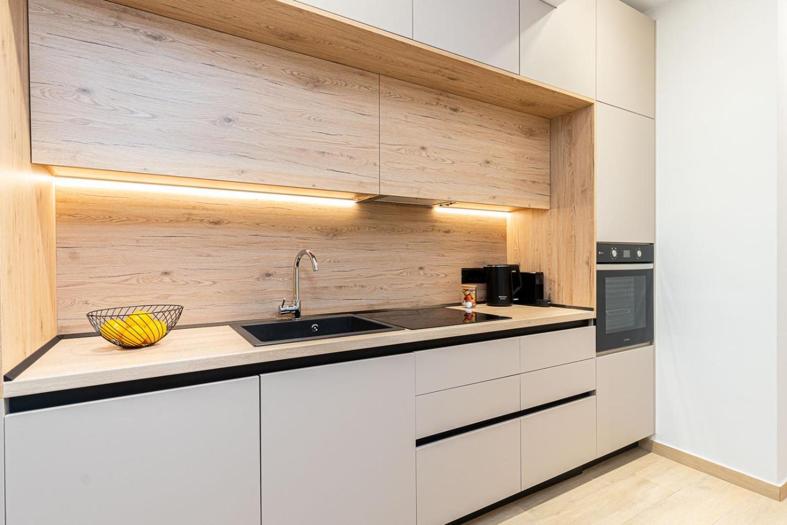Modern 3 Bedroom Luxury Apartment Soluň Exteriér fotografie